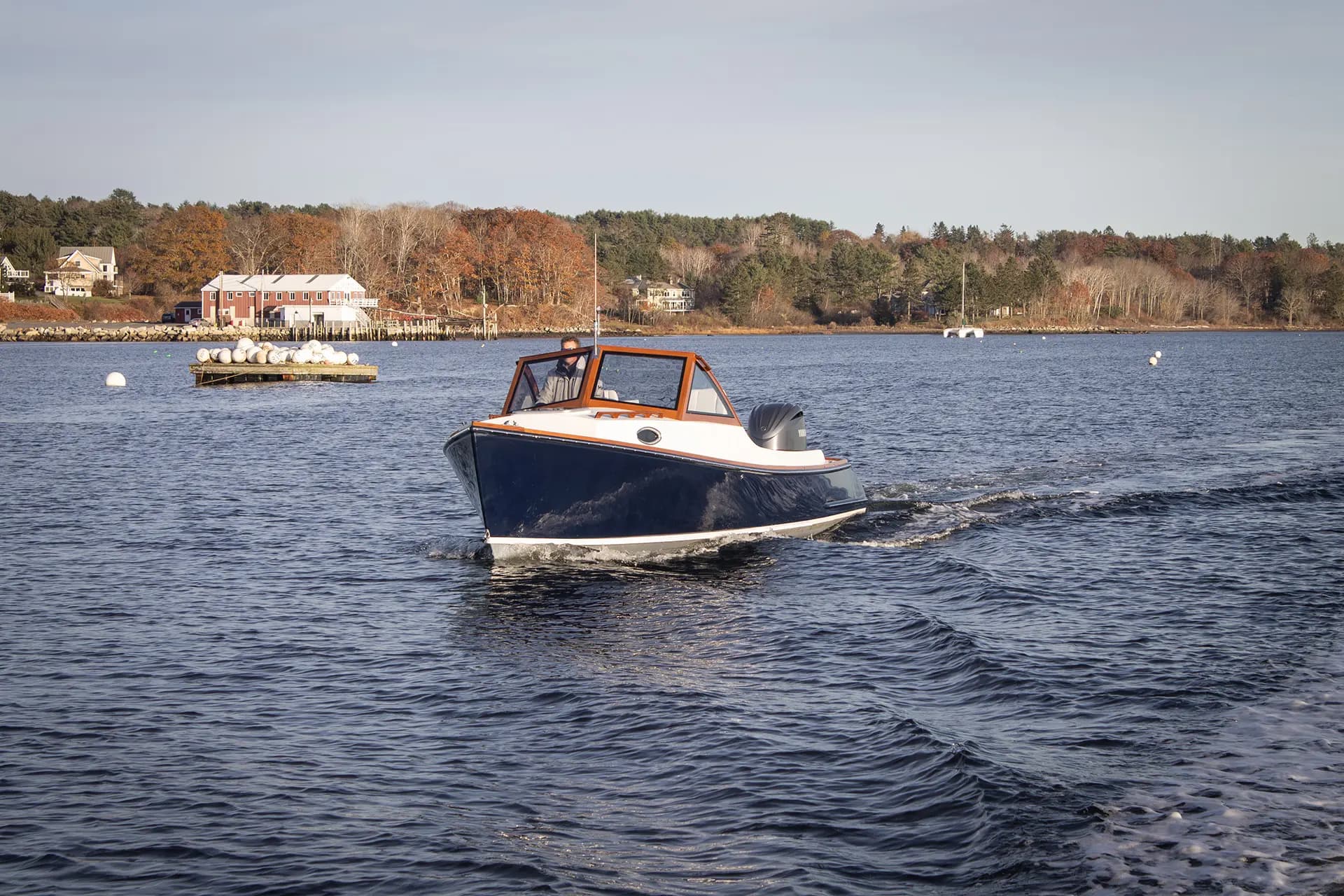 New Harbor 28 helm