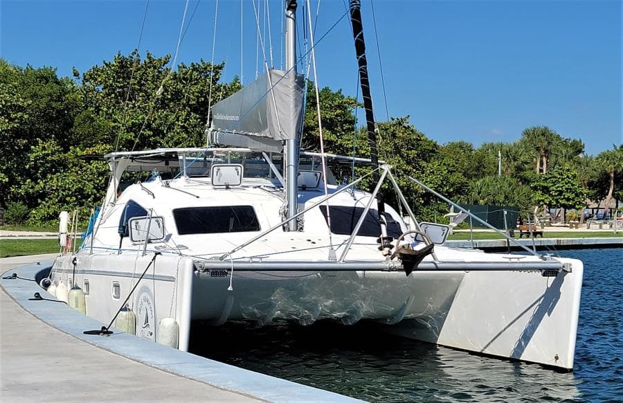 2004 Voyage Yachts Maxim 380
