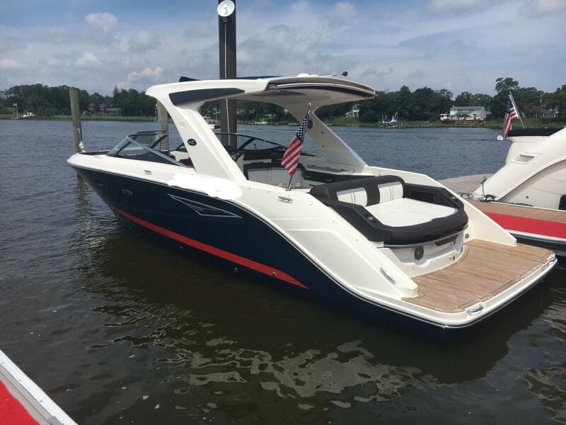 2017 Sea Ray 310 SLX