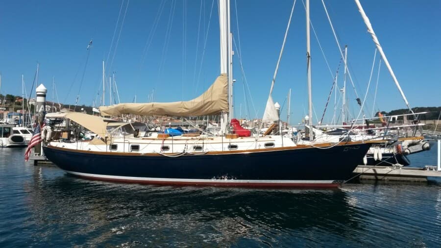 2001 Shannon 43 Cutter