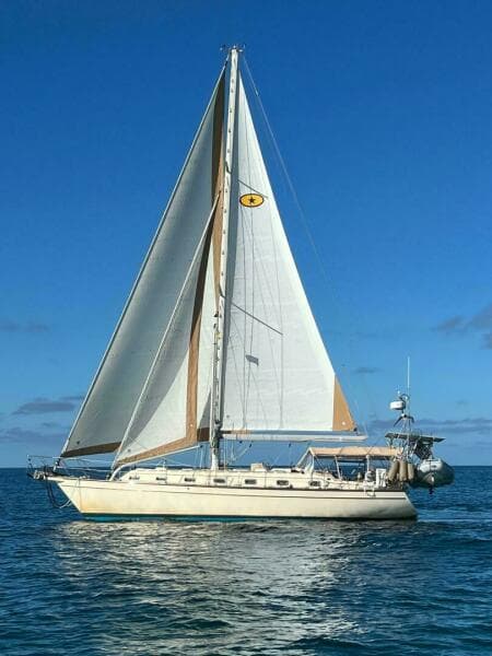 2000 Island Packet 420