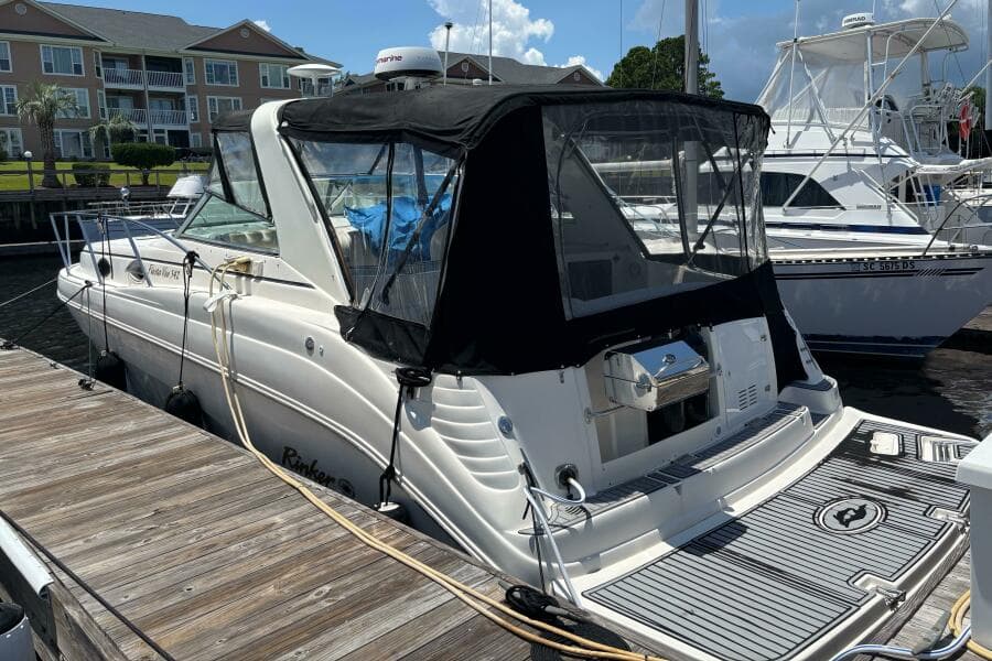 2002 Rinker 342 Fiesta Vee