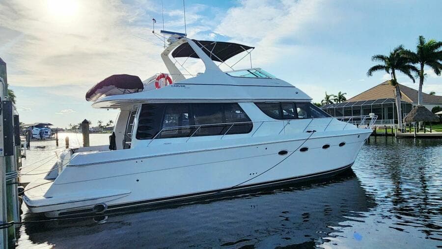 1999 Carver 530 Voyager Pilothouse