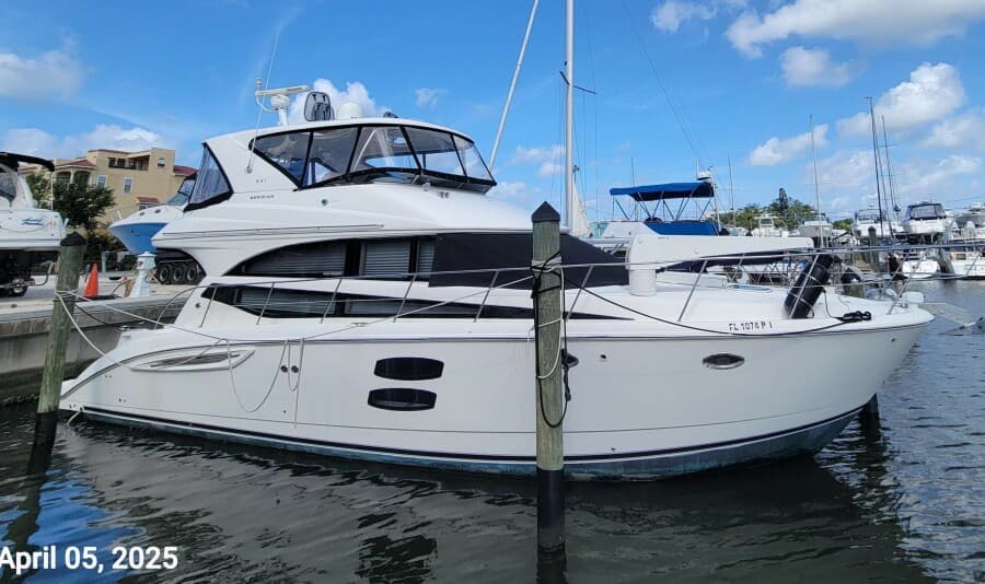 2011 Meridian 441 Sedan