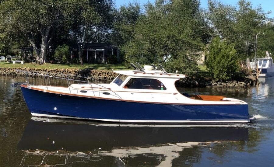 2000 Hinckley 36 Picnic Boat EP