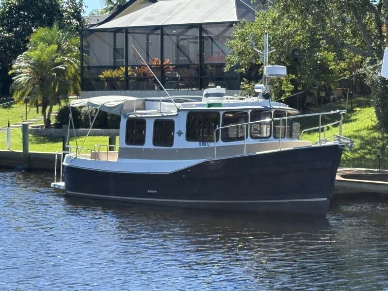 2014 Ranger Tugs R-27