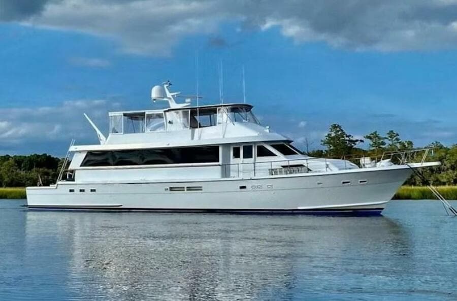 1989 Hatteras 78 Cockpit Motoryacht
