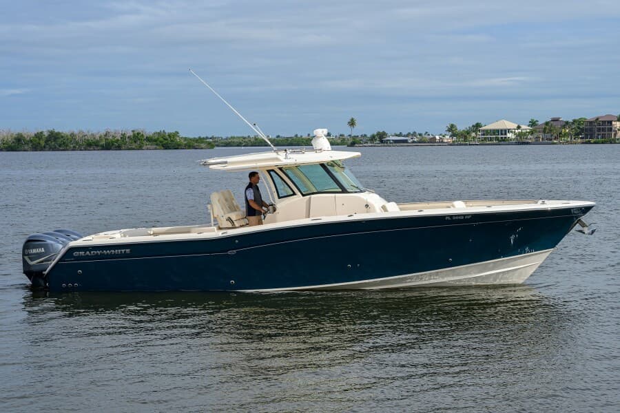 2018 Grady-White Canyon 376